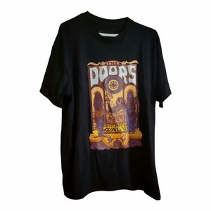 The doors band graphic t-shirt unisex size large, black